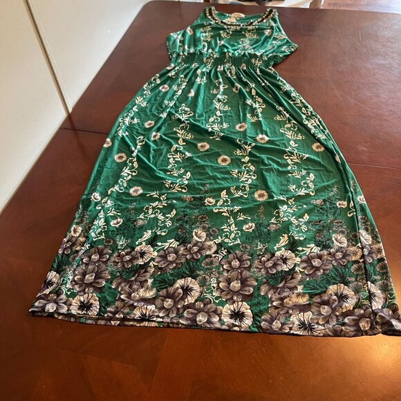 Jon & Anna Green Maxi Dress Beaded Neckline Floral Sleeveless Elastic Waist 3X - Picture 14 of 14